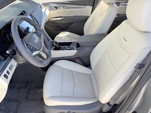 Certified 2023 Cadillac XT5 Premium Luxury image 20