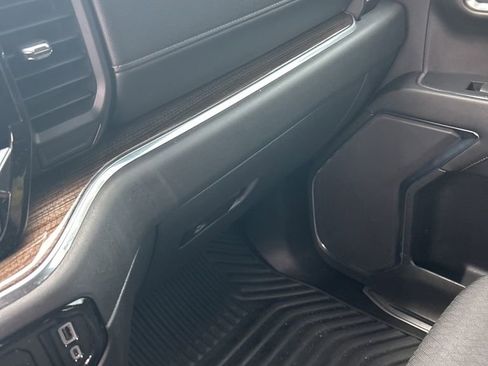 Used 2023 Chevrolet Silverado 1500 LT image 19