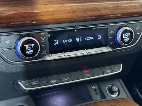 Certified 2023 Audi Q5 2.0T Premium w/ Convenience Package image 19