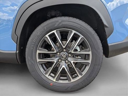 New 2026 Toyota Corolla Cross XLE AWD/4WD image 10