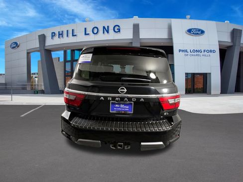 Used 2021 Nissan Armada SL w/ Captain's Chairs Package AWD/4WD image 4