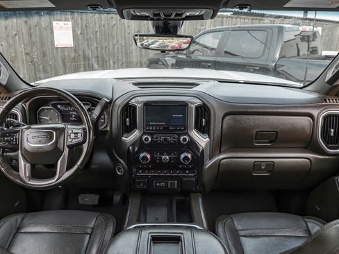 Used 2021 GMC Sierra 3500 Denali w/ Denali Ultimate Package image 15