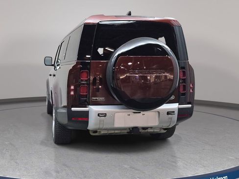 Used 2023 Land Rover Defender 130 First Edition AWD/4WD image 7