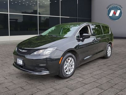Used 2022 Chrysler Voyager LX