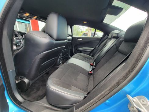 Used 2016 Dodge Charger R/T Scat Pack RWD image 17
