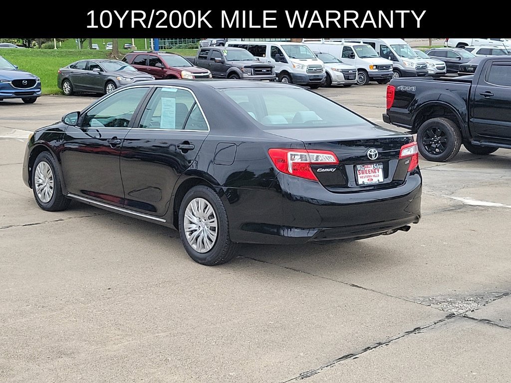 Used 2012 Toyota Camry LE FWD image 3
