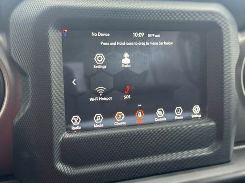 Used 2023 Jeep Gladiator Sport image 36