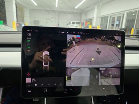 Used 2019 Tesla Model 3 Performance image 24