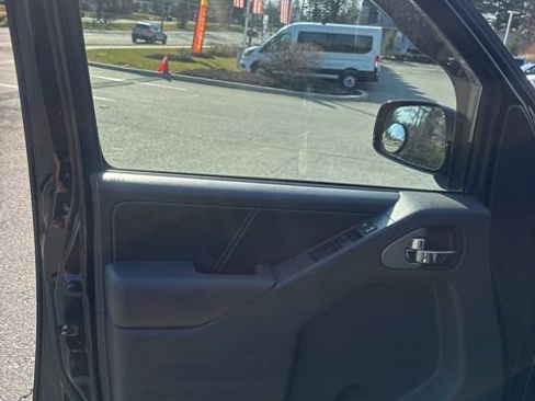 Used 2016 Nissan Frontier PRO-4X w/ Pro-4x Luxury Package image 16