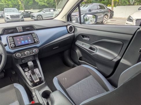 Used 2025 Nissan Versa SV w/ Trunk Package FWD image 16