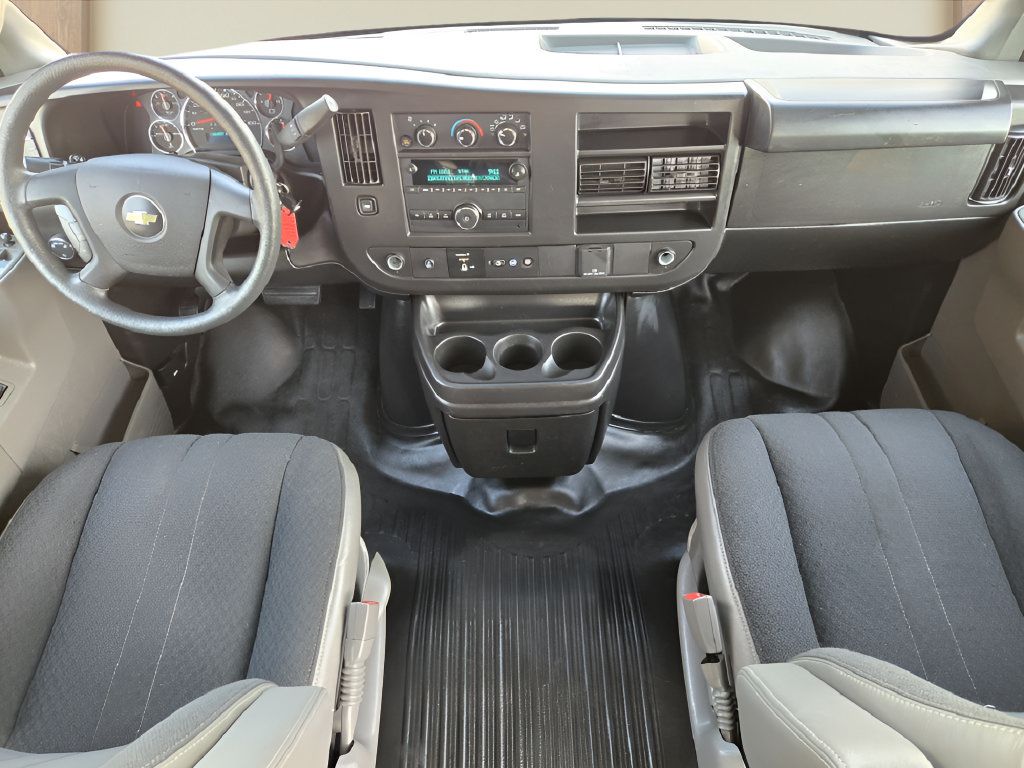 Used 2022 Chevrolet Express 2500 w/ Driver Convenience Package RWD image 23