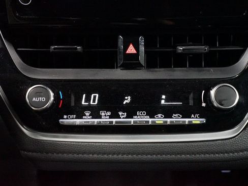 Used 2024 Toyota Corolla SE FWD image 20
