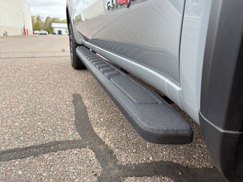 Used 2024 GMC Sierra 1500 AT4X AWD/4WD image 15