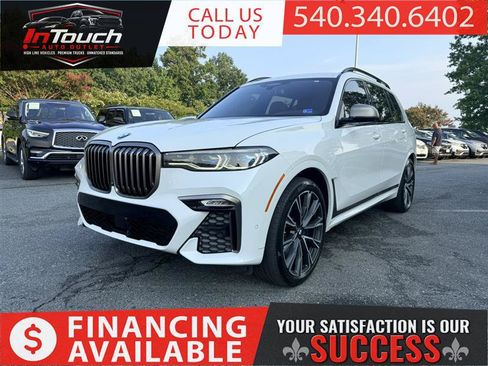 Used 2022 BMW X7 M50i AWD/4WD image 1