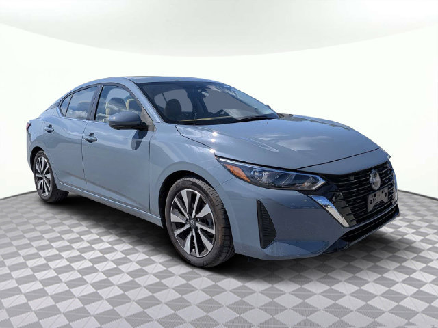 Used 2025 Nissan Sentra SV w/ SV Premium Package FWD image 2