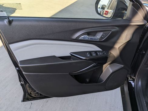 New 2026 Chevrolet Trax LT w/ Driver Confidence Package image 7
