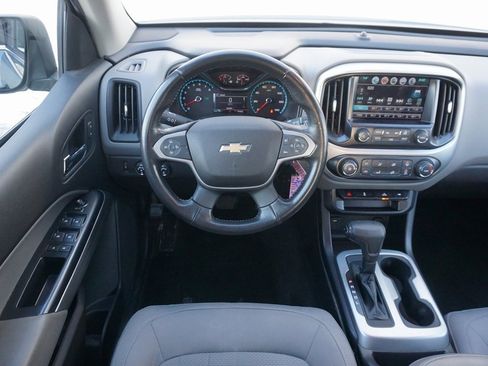 Used 2018 Chevrolet Colorado LT w/ LT Convenience Package image 12