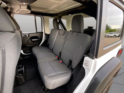 Used 2024 Jeep Wrangler Unlimited Sport AWD/4WD image 20