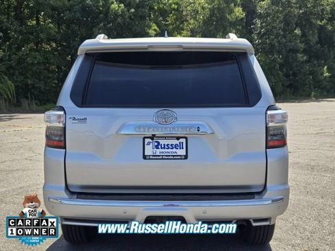 Used 2022 Toyota 4Runner Limited AWD/4WD image 12