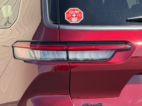 New 2026 Jeep Grand Cherokee L 4WD image 26
