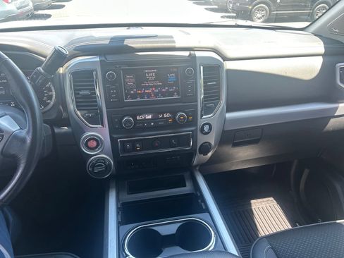 Used 2019 Nissan Titan PRO-4X w/ Pro-4x Utility Package AWD/4WD image 22