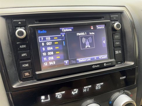 Used 2015 Toyota Sequoia Limited image 68