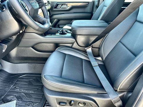 New 2026 GMC Yukon Elevation w/ LPO, Floor Liner Package image 24