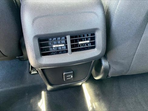 Certified 2024 Chevrolet Equinox LS w/ LS Convenience Package image 24