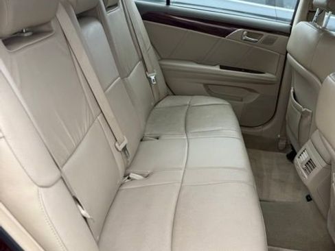 Used 2010 Toyota Avalon Limited image 8