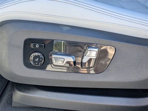 New 2026 BMW X5 xDrive40i w/ Climate Comfort Package image 21