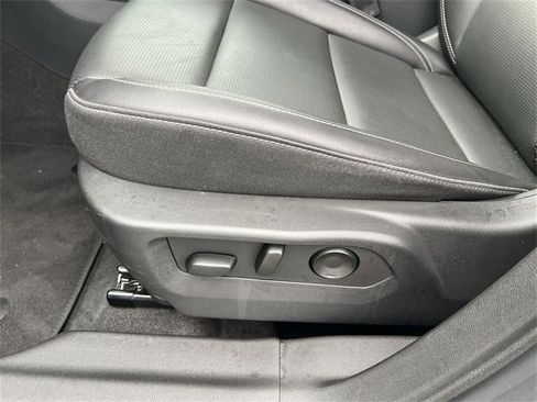 Certified 2025 Buick Envision Preferred image 14