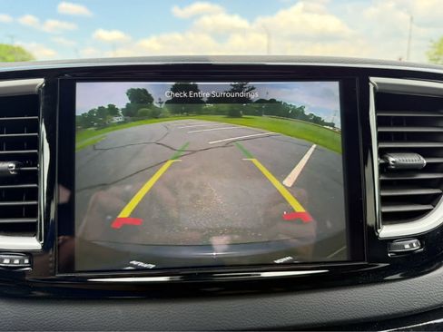 Used 2026 Chrysler Pacifica Select FWD image 21