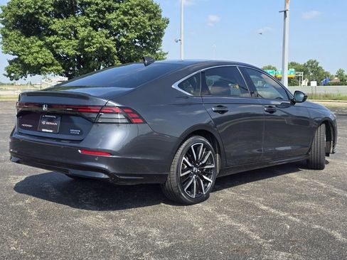Used 2024 Honda Accord Touring image 19