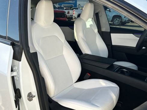 Used 2026 Tesla Model Y AWD image 20