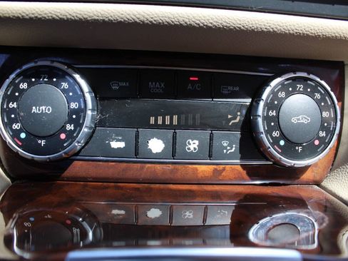 Used 2014 Mercedes-Benz CLS 550 4MATIC image 15