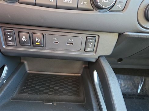 Certified 2024 Nissan Frontier SL w/ Technology Package image 28