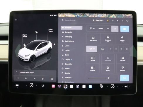 Used 2022 Tesla Model Y Performance AWD/4WD image 19