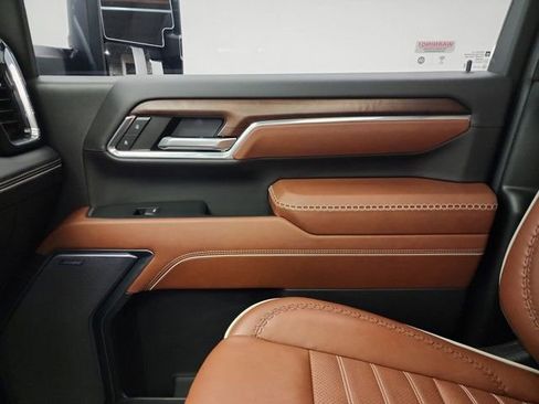 Used 2024 GMC Sierra 2500 Denali Ultimate w/ Snow Plow Prep/Camper Package image 33