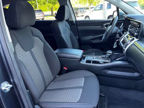 Used 2022 Kia Sorento LX FWD image 26