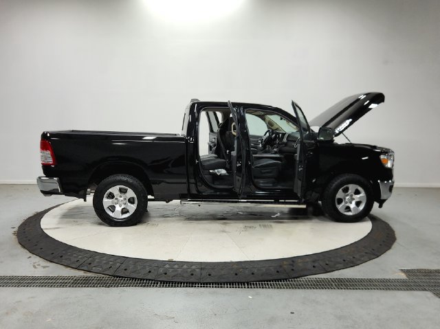 Used 2020 RAM 1500 Big Horn AWD/4WD image 17