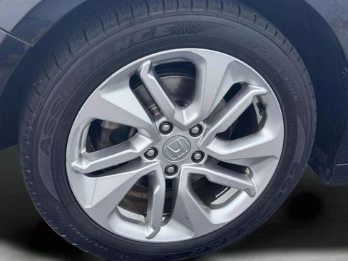 Used 2019 Honda Accord LX image 31