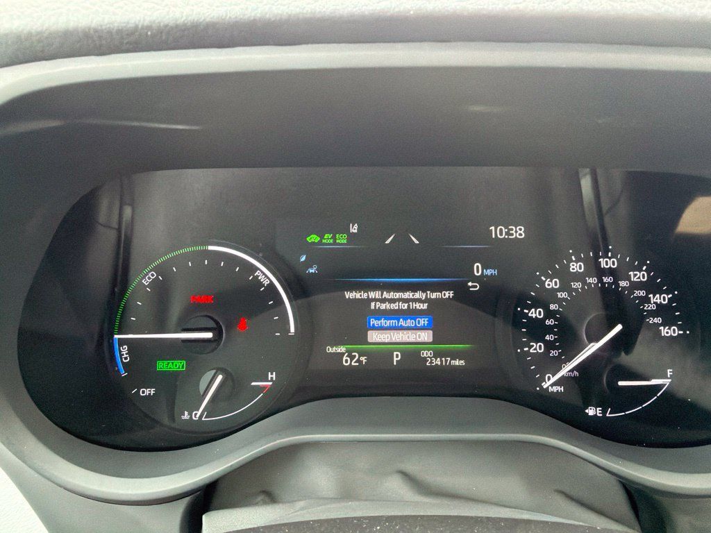 Used 2025 Toyota Sienna LE AWD/4WD image 16
