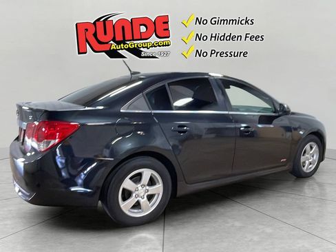 Used 2014 Chevrolet Cruze LT w/ RS Package FWD image 9
