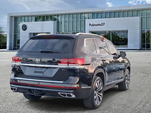 Used 2023 Volkswagen Atlas SEL Premium AWD/4WD image 6