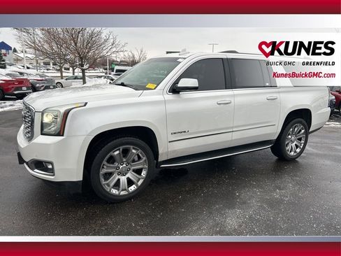 Used 2018 GMC Yukon XL Denali image 9