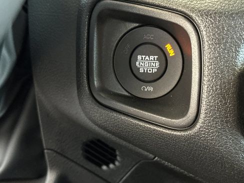 New 2026 Jeep Gladiator Sport AWD/4WD image 22