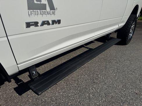 Used 2025 RAM 2500 Laramie w/ Sport Appearance Package AWD/4WD image 14