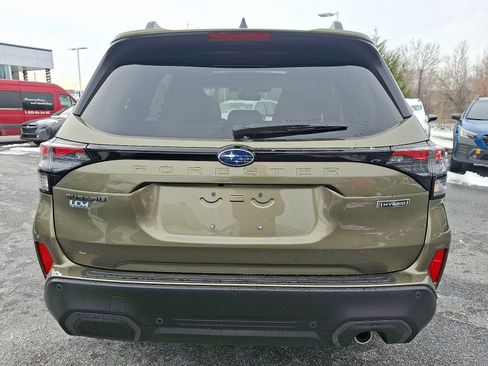 Certified 2025 Subaru Forester Limited image 5