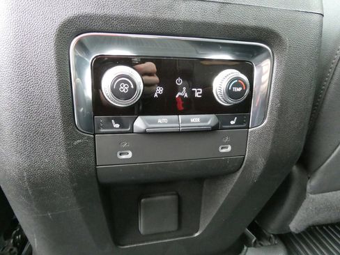 Certified 2023 GMC Yukon AT4 w/ AT4 Premium Package image 21