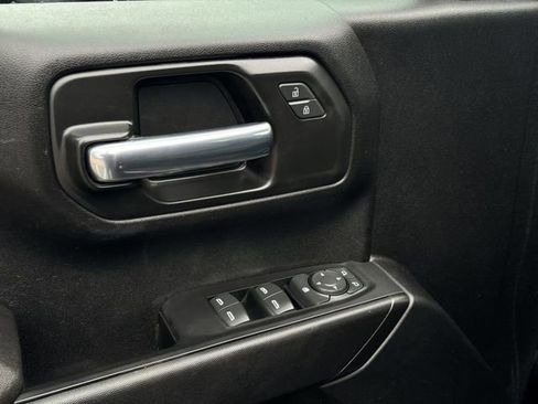 Certified 2022 Chevrolet Silverado 1500 Custom w/ LPO, Dark Essentials Package image 22